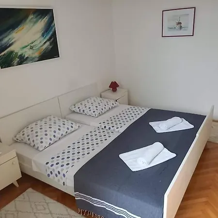 Apartman Studio Darija For 2 Persons S Terasom Wi-fi & Parking Makarska