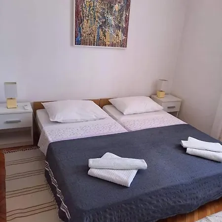 Apartman Studio Darija For 2 Persons S Terasom Wi-fi & Parking *